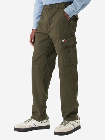 regular Pantaloni cargo 'DM0DM22651' di Tommy Jeans in verde