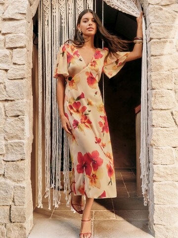 Abito di Friends Like These in beige