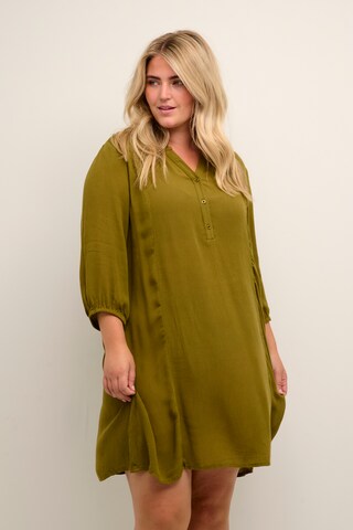 Robe KAFFE CURVE en vert : devant