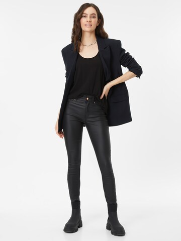 Top di Thought in nero
