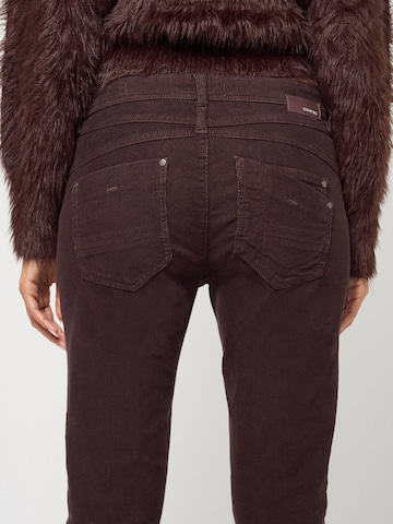 Loosefit Pantalon '94AMELIE' Gang en marron