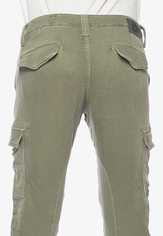 Le Temps Des Cerises Tapered Chino Pants 'KOGE' in Green