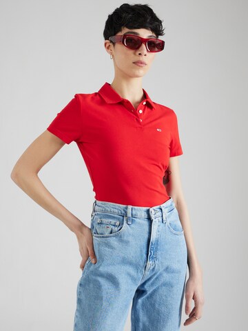 Tommy Jeans Shirt 'ESSENTIAL' in Rood: voorkant