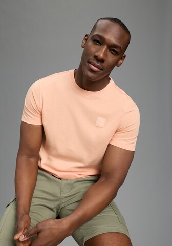 DELMAO Shirt in Orange: front
