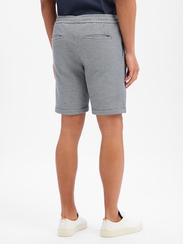 Nils Sundström Shorts in Blau