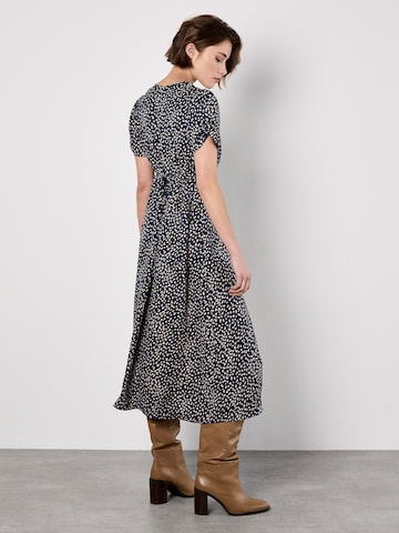 Robe ' ' Apricot en bleu