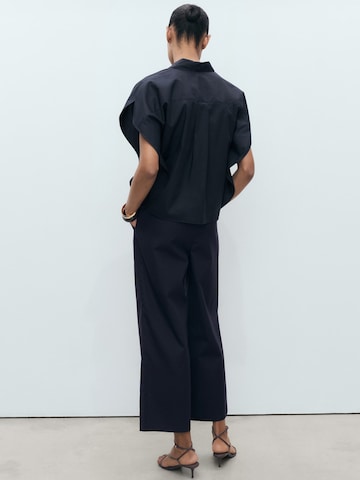 MANGO Bootcut Hlače 'TOMY-H' | modra barva