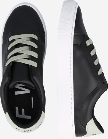 Sneaker low 'CHUCK' de la F_WD pe negru