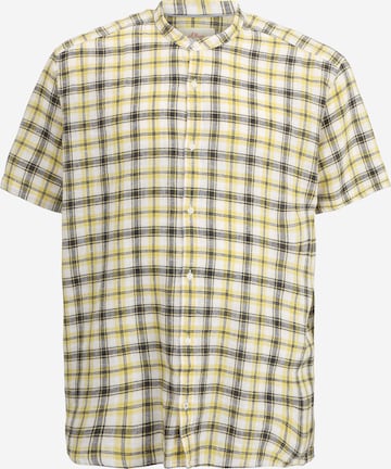 s.Oliver Men Big Sizes Button Up Shirt in Yellow: front