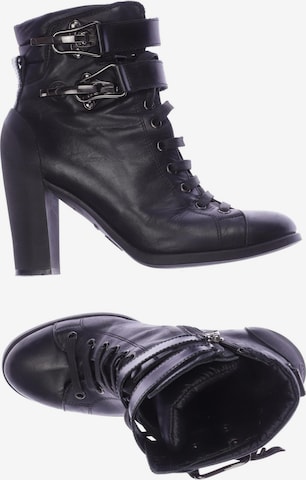 BOGNER Stiefelette 39 in Schwarz: Vorderseite