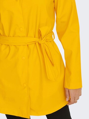 JDY Between-Seasons Coat 'Shelby' in Yellow