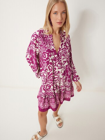 Happiness İstanbul Kleid in Beige