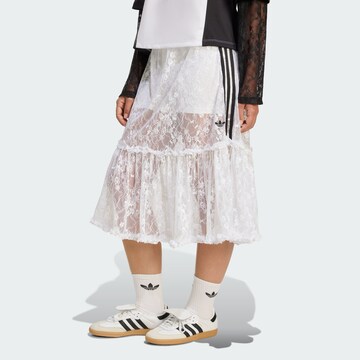 ADIDAS ORIGINALS Юбка в Белый: спереди