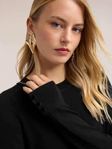 Pull-over MOTIVI en noir