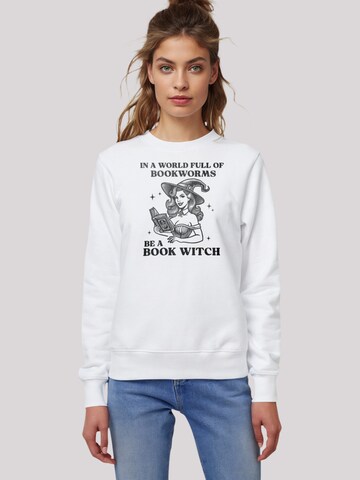F4NT4STIC Sweatshirt 'Halloween Witch Be A Book Witch' in Weiß: Vorderseite