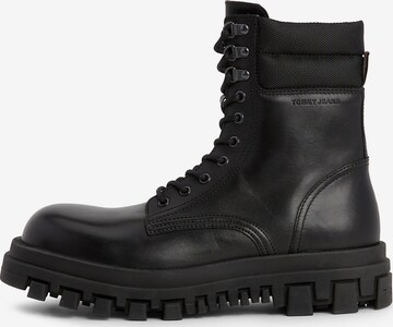 Tommy Jeans Boots in Black: front