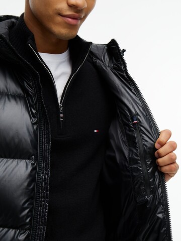 TOMMY HILFIGER Jacke in Schwarz