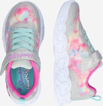 Baskets 'INFINITE HEART LIGHTS - COLOR LOVIN' SKECHERS en mélange de couleurs