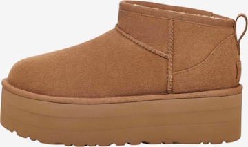 UGG Boots 'Classic Ultra Mini' in Bruin: voorkant