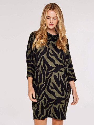 Robe ' ' Apricot en vert : devant