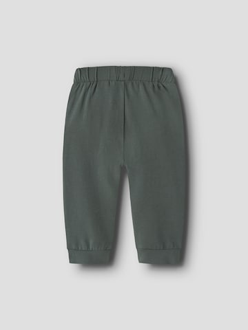 NAME IT Zúžený strih Nohavice 'NBMTHOMAS' - Sivá