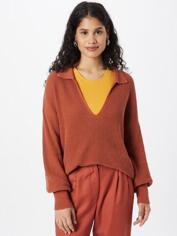 Pull-over 'Ranaa Lino' ARMEDANGELS en rouge : devant