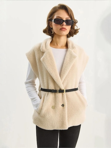 Gilet in maglia di Bianco Lucci in beige: frontale