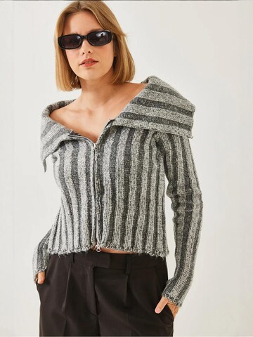 Bianco Lucci Gebreid vest in Grijs: voorkant