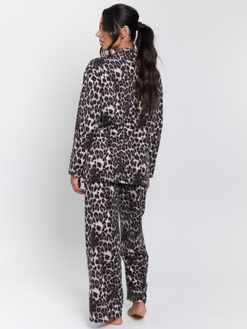 Loungeable Loungewear in Brown