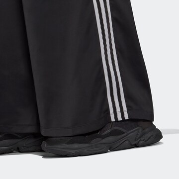 ADIDAS ORIGINALS Wide leg Παντελόνι 'Adicolor' σε μαύρο