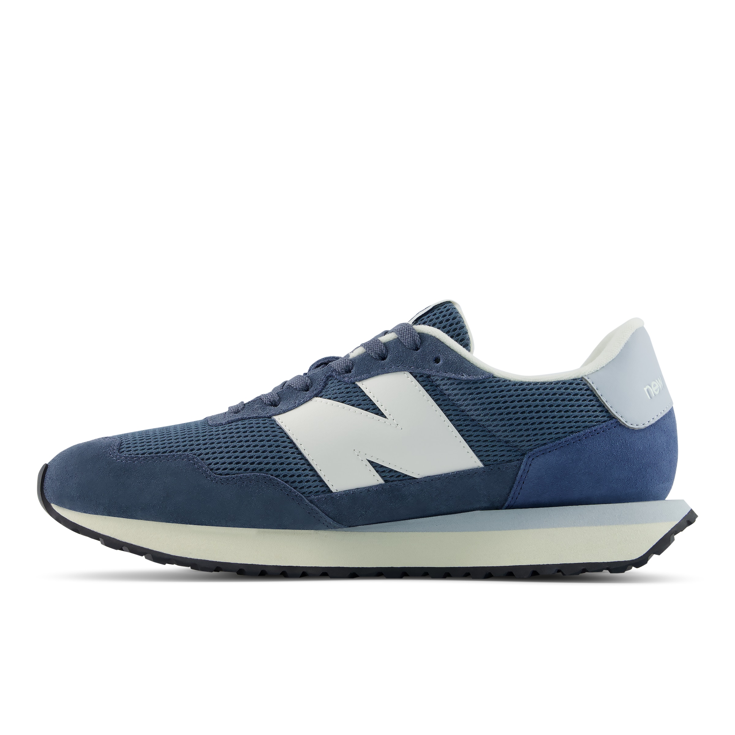 new balance Sneakers in Blue