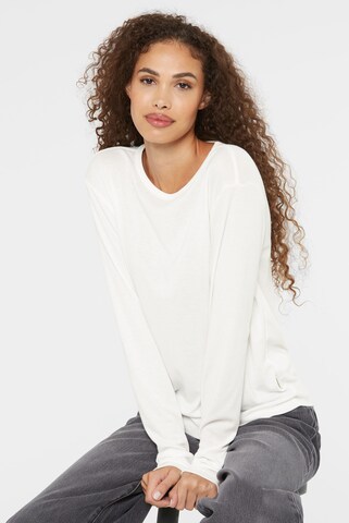 SENSES.THE LABEL Shirt in White: front
