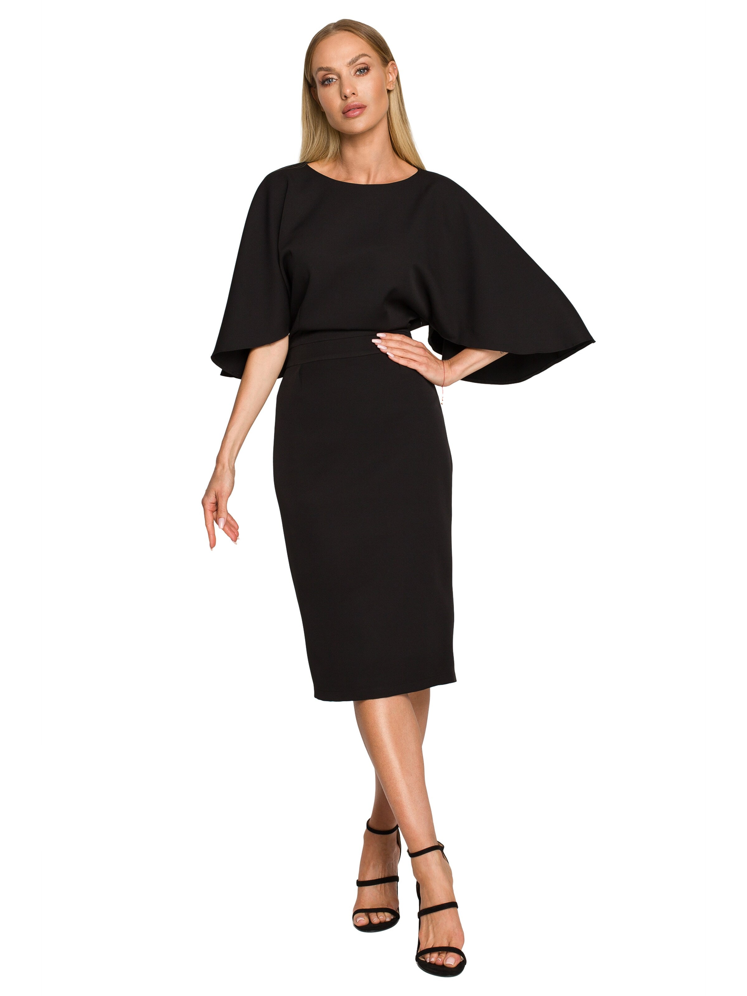 Rochie de la made of emotion pe negru