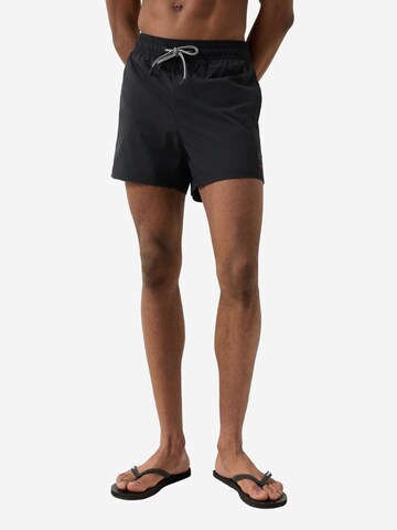 Bogner Fire + Ice Badeshorts 'Nelson' in Schwarz: Vorderseite