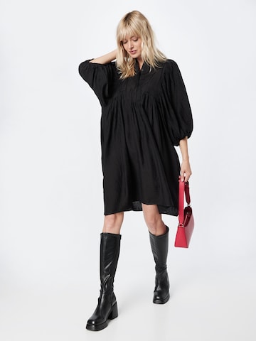 Robe-chemise 'Sarine' BRUUNS BAZAAR en noir