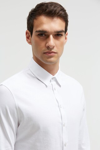 CMPD Slim fit Button Up Shirt in White