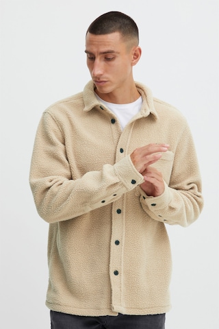 11 Project Between-Season Jacket 'Prdev Overshirt' in Beige: front