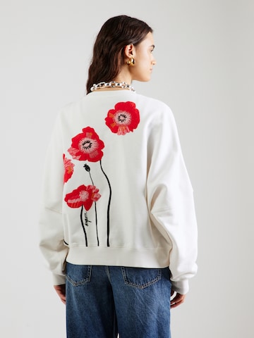 Sweat-shirt 'ASTERA_P3' DRYKORN en blanc