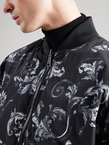 Versace Jeans Couture Övergångsjacka i svart