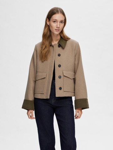 Veste mi-saison 'ASHLEY' SELECTED FEMME en beige : devant