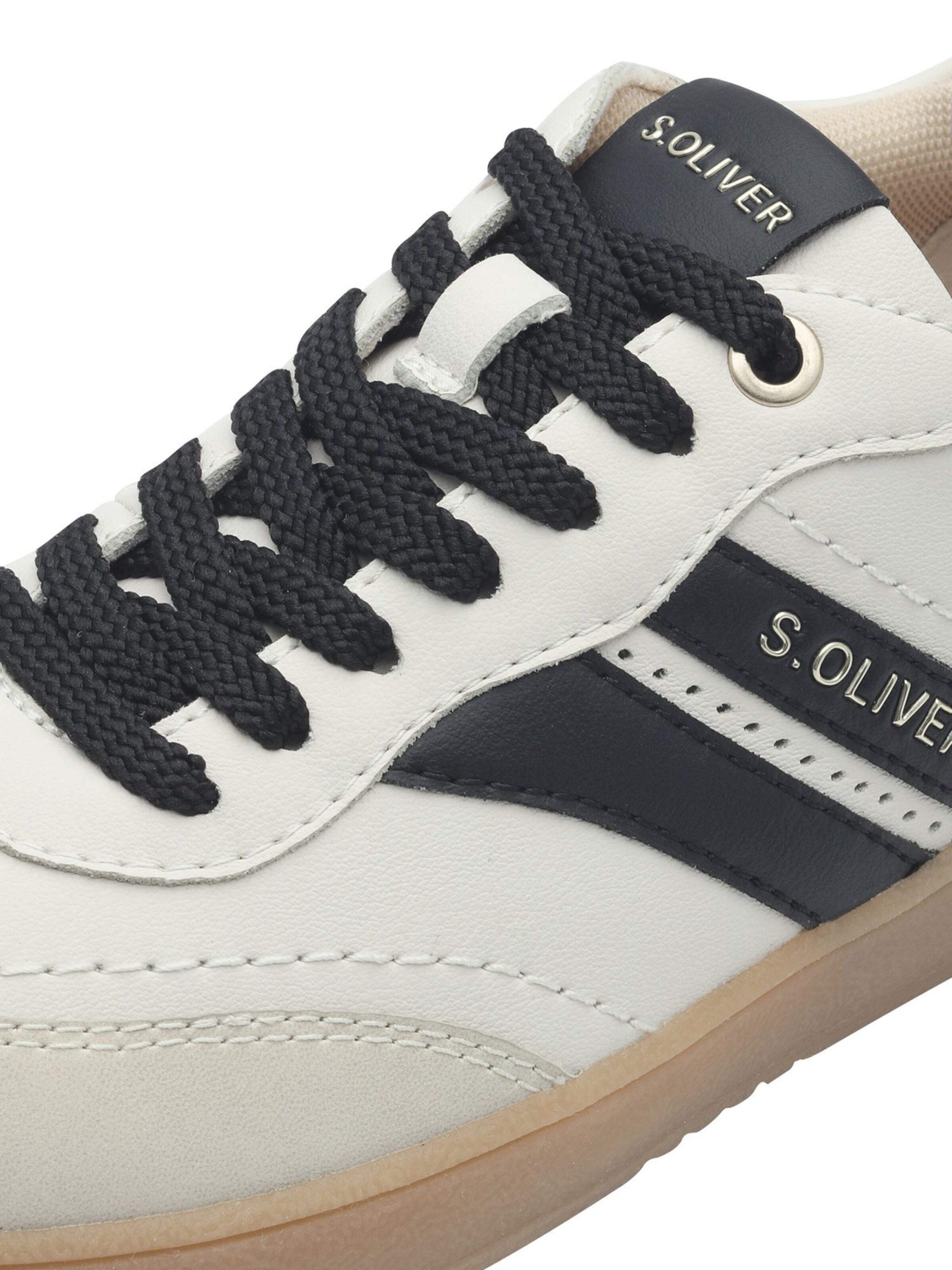 s.Oliver Sneakers in Beige