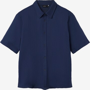 Coupe regular Chemise NAME IT en bleu : devant