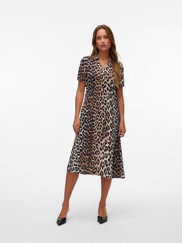 Robe-chemise 'VMJOSIE' VERO MODA en beige : devant
