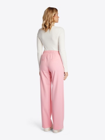 Bootcut Pantaloni di Rich & Royal in rosa