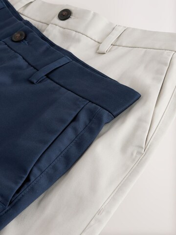 Next Slimfit Shorts in Blau