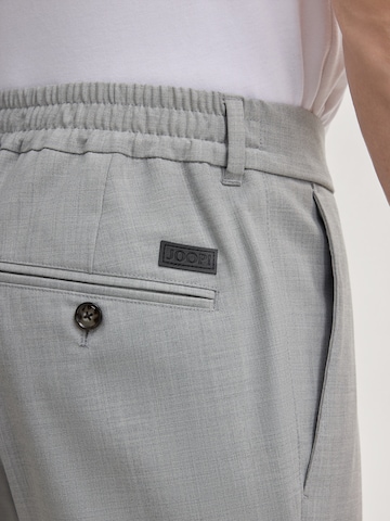 Coupe slim Pantalon à plis 'Lester' JOOP! en gris
