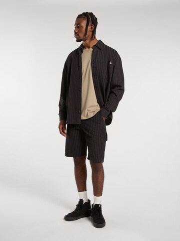 DICKIES Regular Housut 'SERVICE CARPENTER' värissä musta