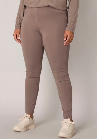 BASE LEVEL CURVY Skinny Leggings in Grey