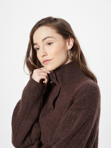 WEEKDAY Pullover 'Heidi' in Braun