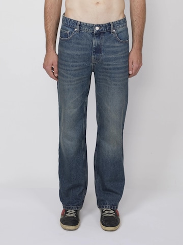 Loosefit Jeans di SHAMBLES in blu: frontale